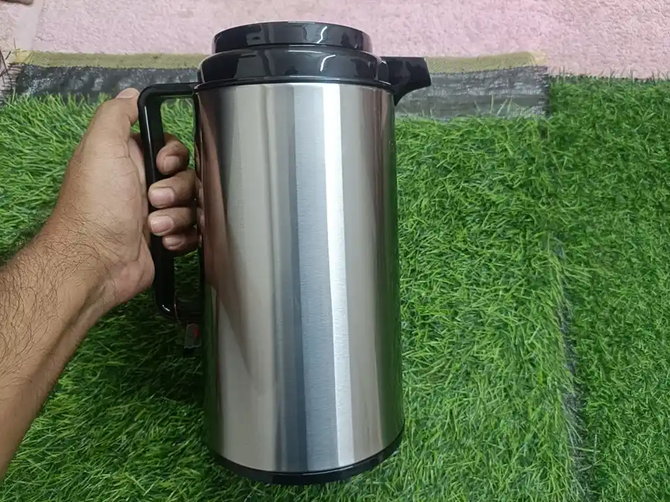 Niyama Vaccum flask 1.L Capacity