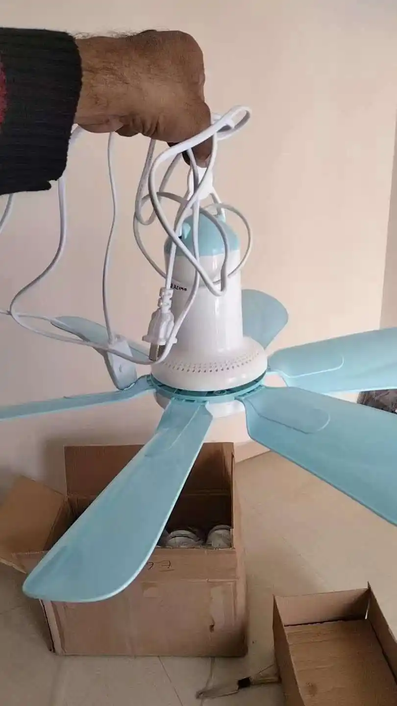 Mini portable ceiling fan 17''